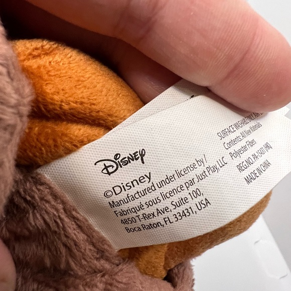 ⭐️ Took Took- Raya & The Last Dragon Plush ⭐️ - Picture 3 of 5